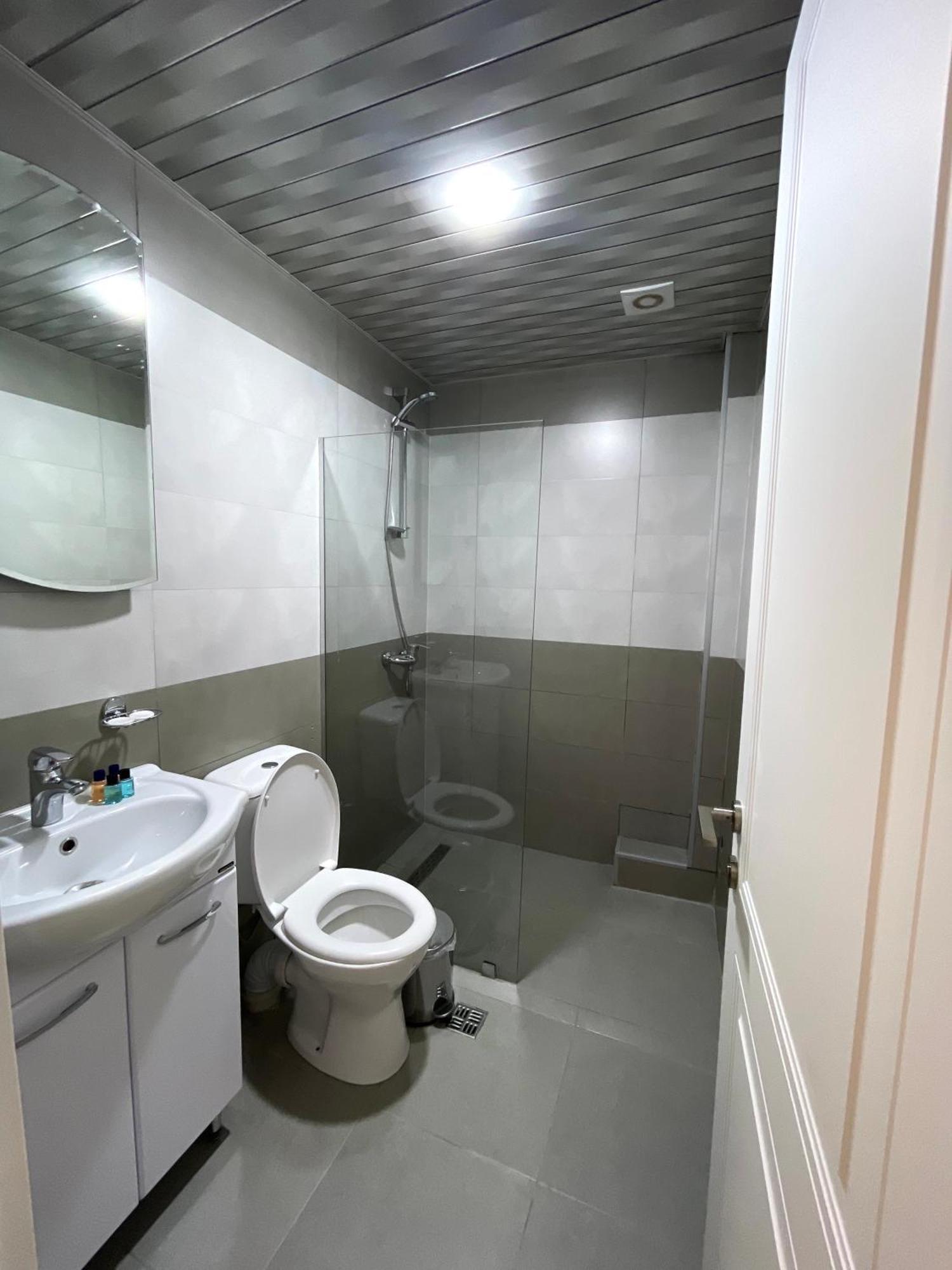 טביליסי Hotel White House מראה חיצוני תמונה