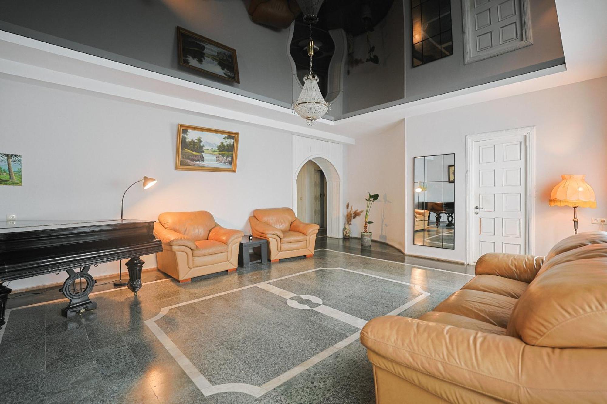 טביליסי Hotel White House מראה חיצוני תמונה